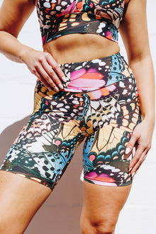  Butterfly Migration Bicycle Length Shorts